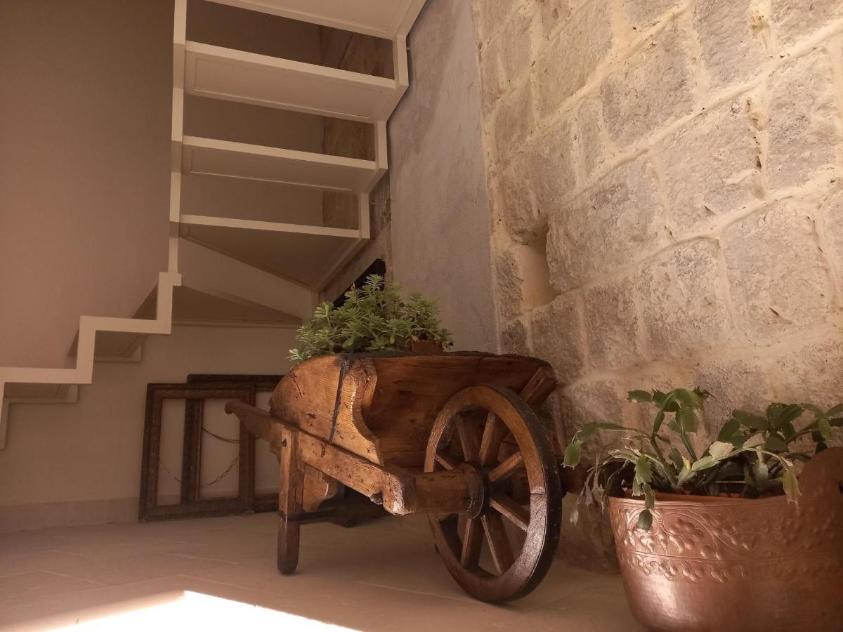 Bed and Breakfast Le Petit Palais - Neapel Exterior foto