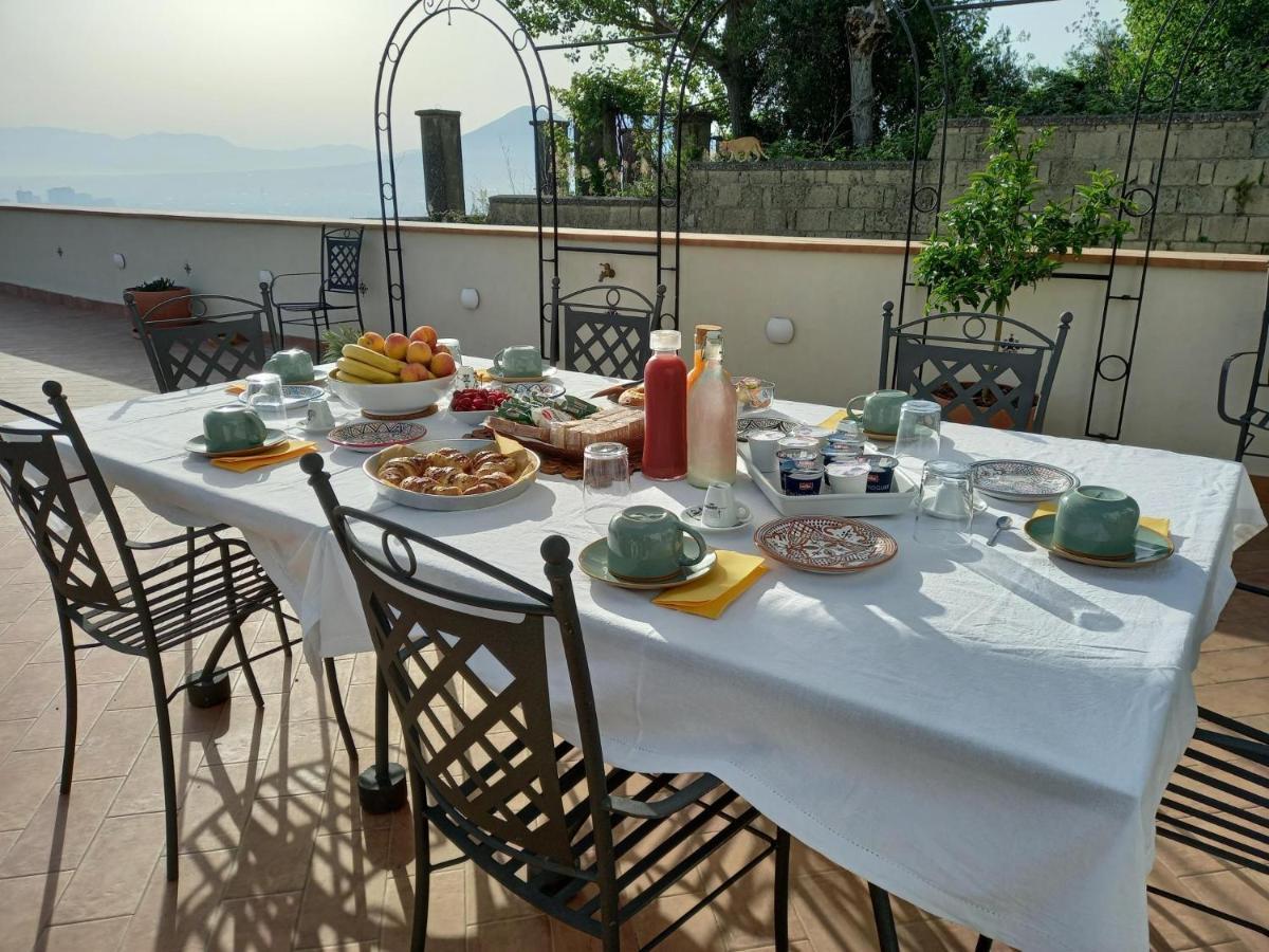 Bed and Breakfast Le Petit Palais - Neapel Exterior foto