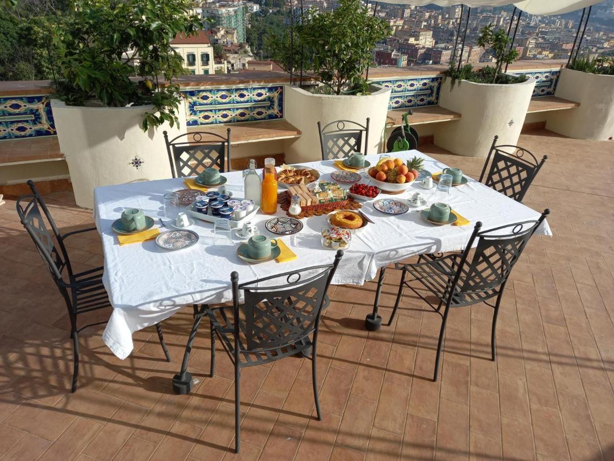 Bed and Breakfast Le Petit Palais - Neapel Exterior foto